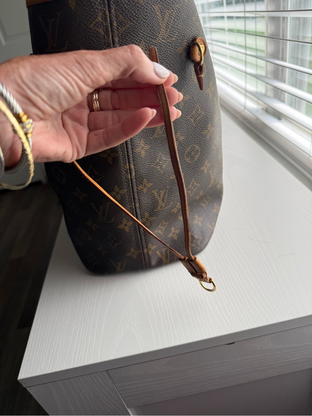 🤩 AUTHENTIC Louis Vuitton Monogram Canvas Neverfull MM Tote in Brown and Tan - Picture 7 of 14